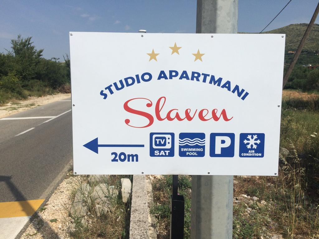 Studios Slaven Plano Eksteriør billede